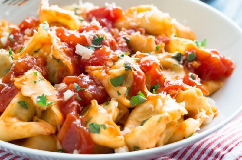 23 EASY Tortellini Sauces & Recipe Ideas