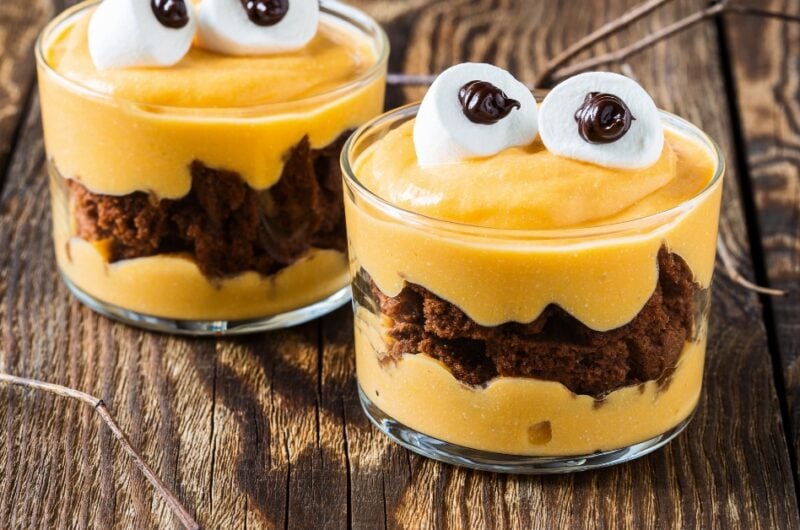 25 Spooky No-Bake Halloween Treats & Recipes