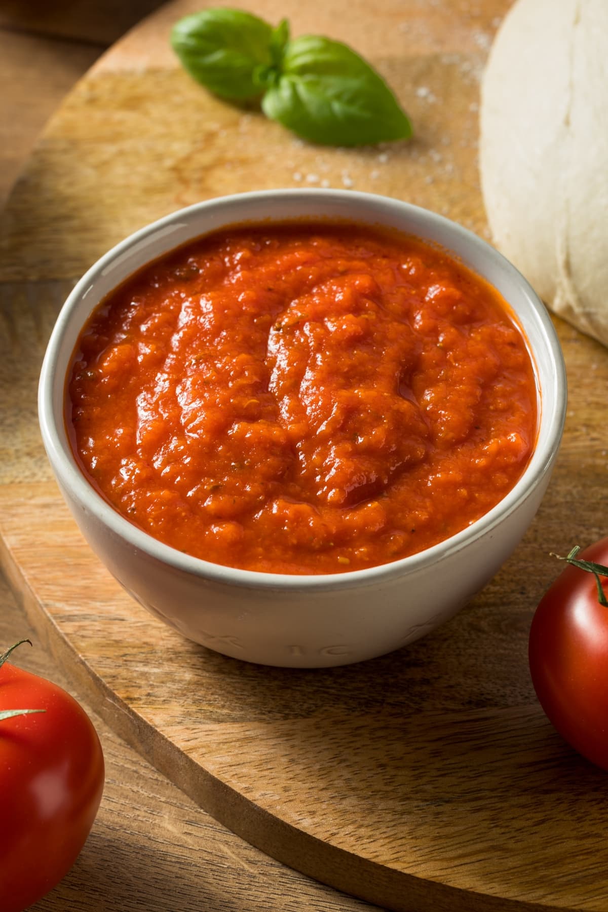 Homemade Pizza Sauce with Fresh Tomatoes and Basil