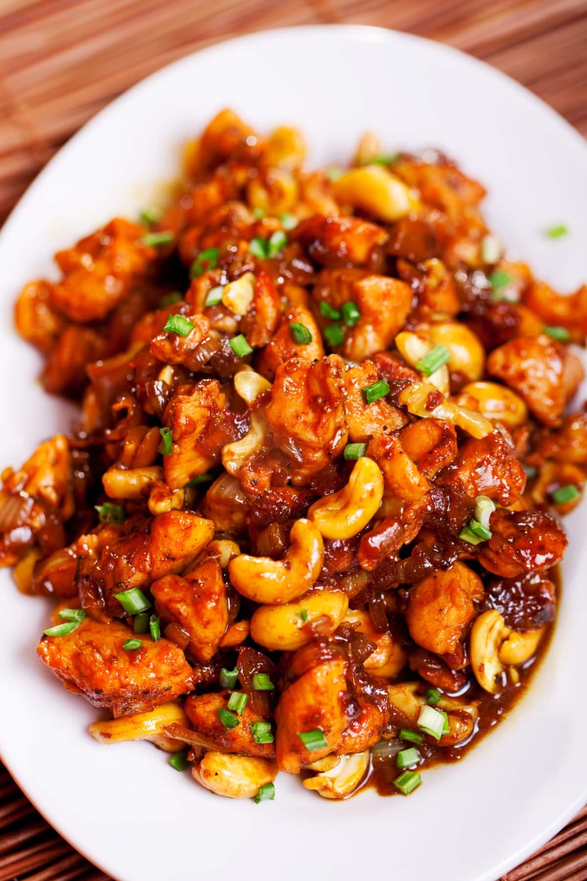 Savory and Flavorful Cashew Chicken in a Plate