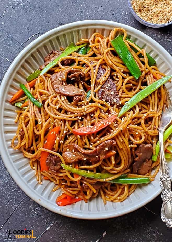 Homemade Pork Lo Mein with Pork, Green Beans and Carrots