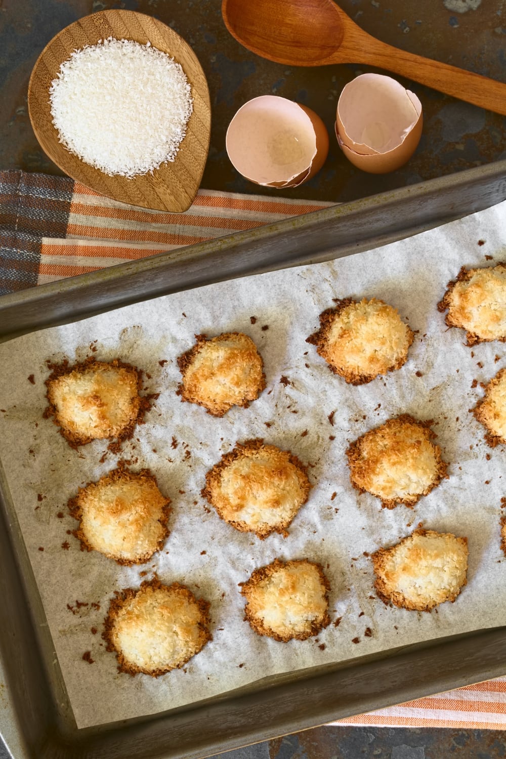 Coconut macaroon on baking pan.