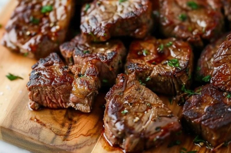 Air Fryer Steak Bites with Garlic Butter