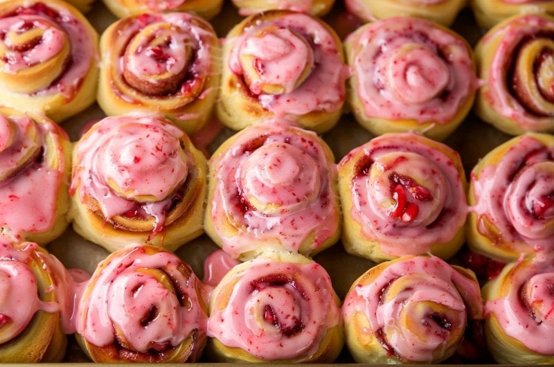 Strawberry Cinnamon Rolls